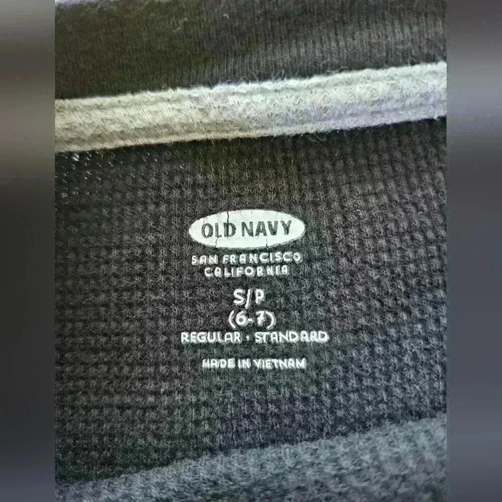 Old Navy long sleeve Black waffle‎ knit thermal size Small 6/7